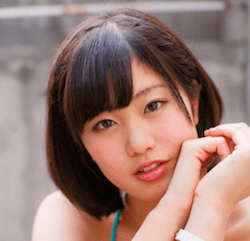 稲村亜美