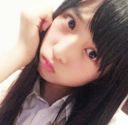 小栗有以