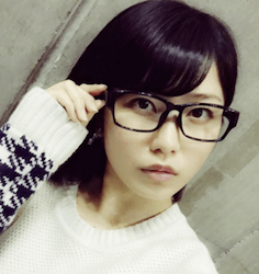 横山由依