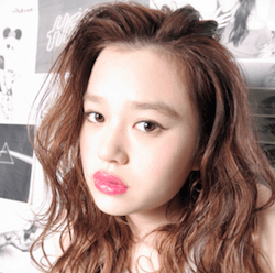 野崎智子(moco)
