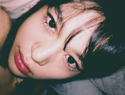 野崎智子(moco)