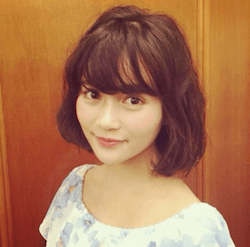 小柳まいか