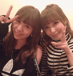 河西智美(左)と藤井リナ(右)