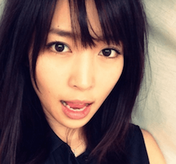 黒川芽以