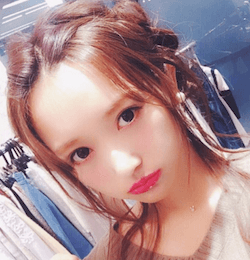 菅野結以