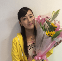 山本ひかる
