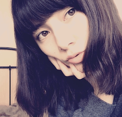 杉山セリナ