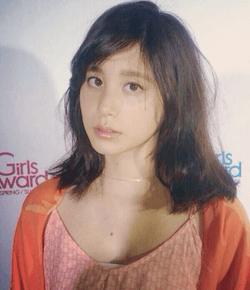金城茉奈