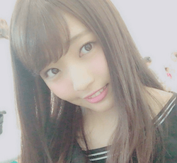 二村春香
