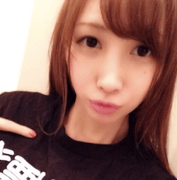鈴木まなか