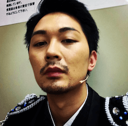 小林且弥