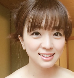 謎の美女「祥子」