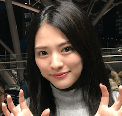 栞菜智世