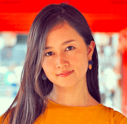 岡田ひとみ