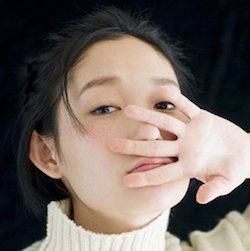 芦那すみれ