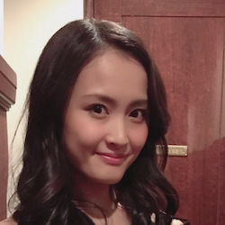 下垣真香