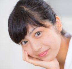 吉田莉桜
