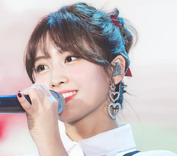 モモ(TWICE)