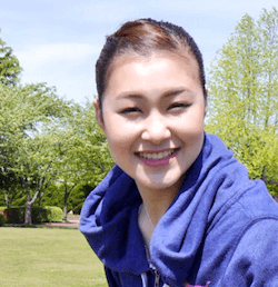 村上佳菜子