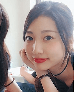 山崎萌香