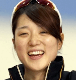 菊池彩花