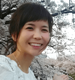 大塚奈央子