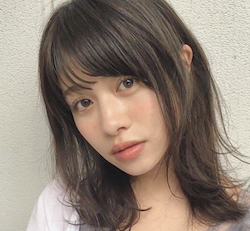 楫真梨子