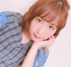 秋山ゆずき
