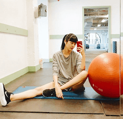 新井貴子