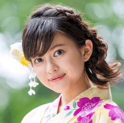 並木万里菜