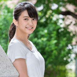 並木万里菜