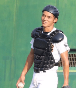 岡田健史